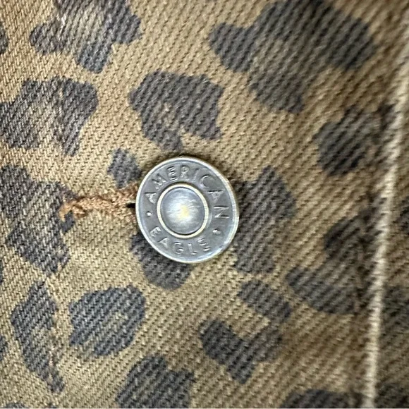 AMERICAN EAGLE Women’s Size XXL Denim Jean Jacket Coat Leopard Print Trucker - Picture 6 of 16